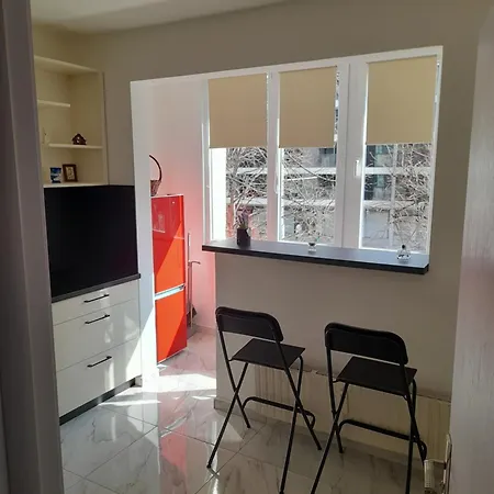 Apartament The White